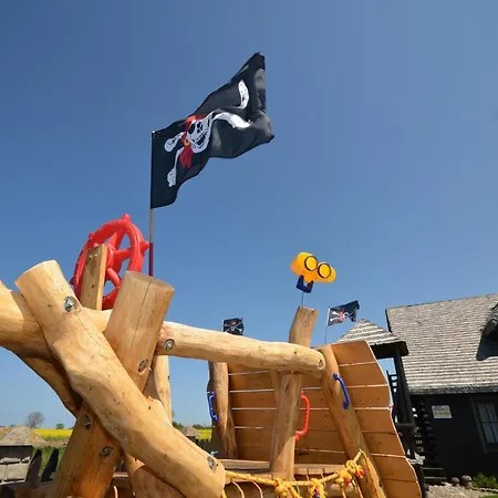 Family Baltic Getaway 펜션 Zizow